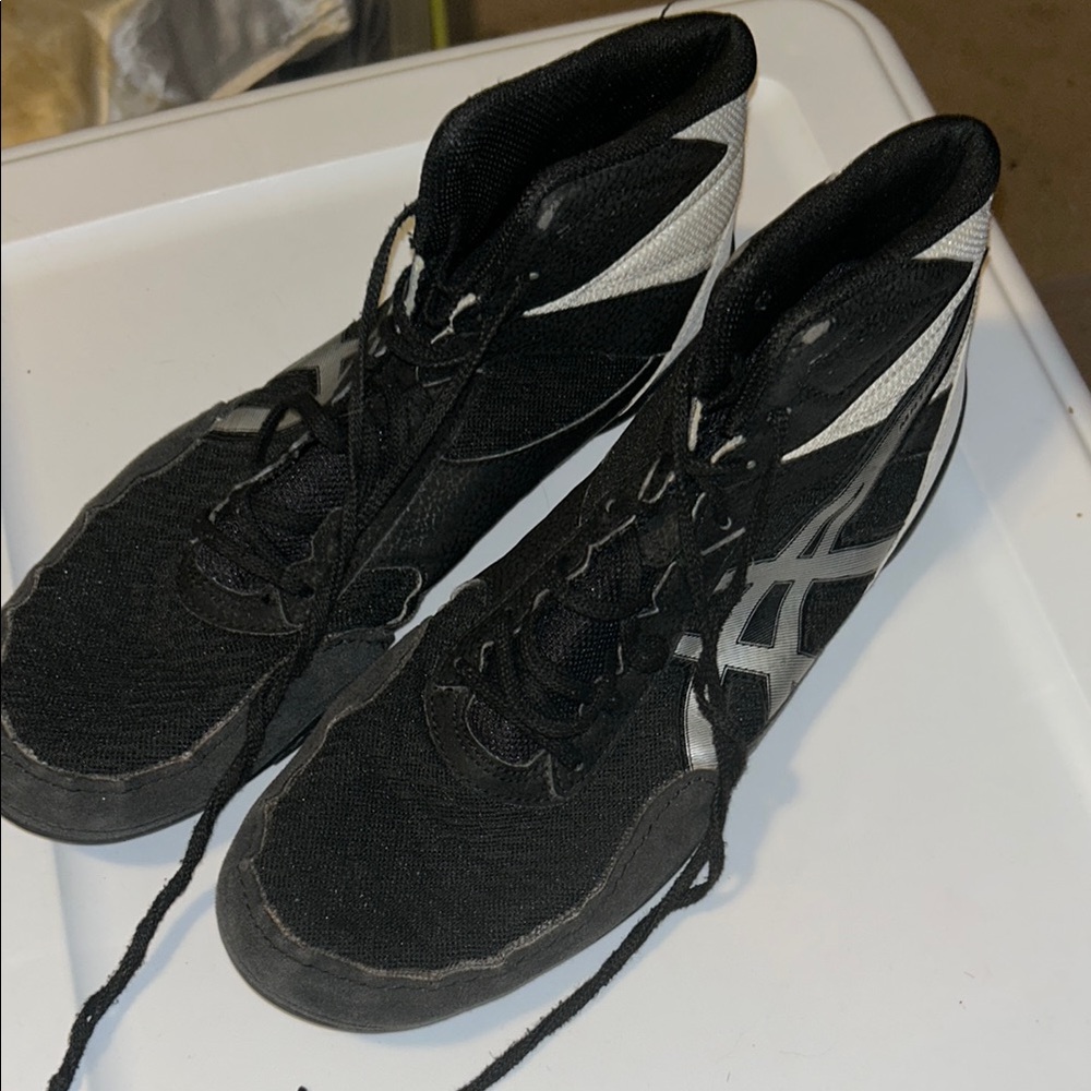 Asics Black Wrestling Shoes